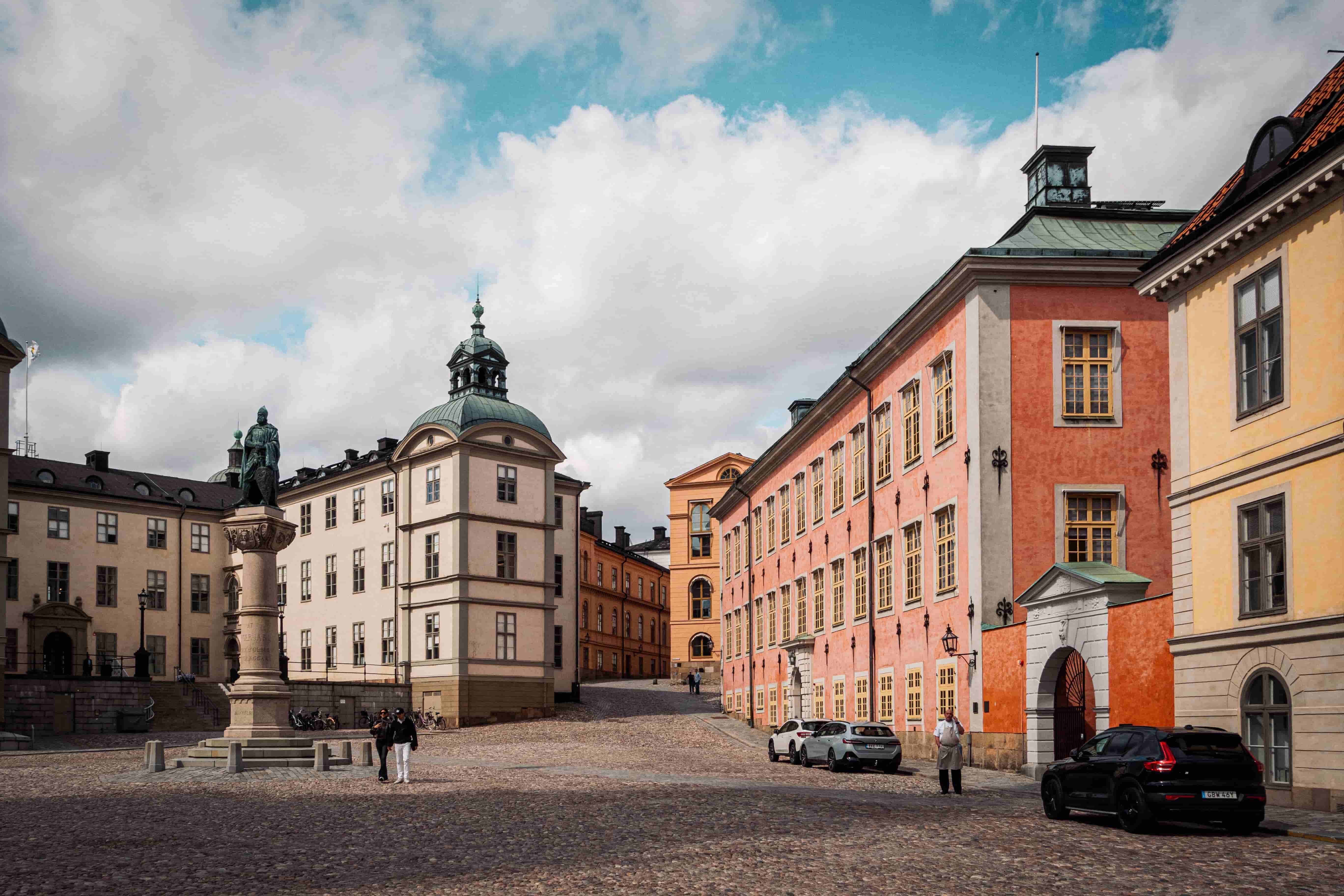 Stockholm Streets Orange